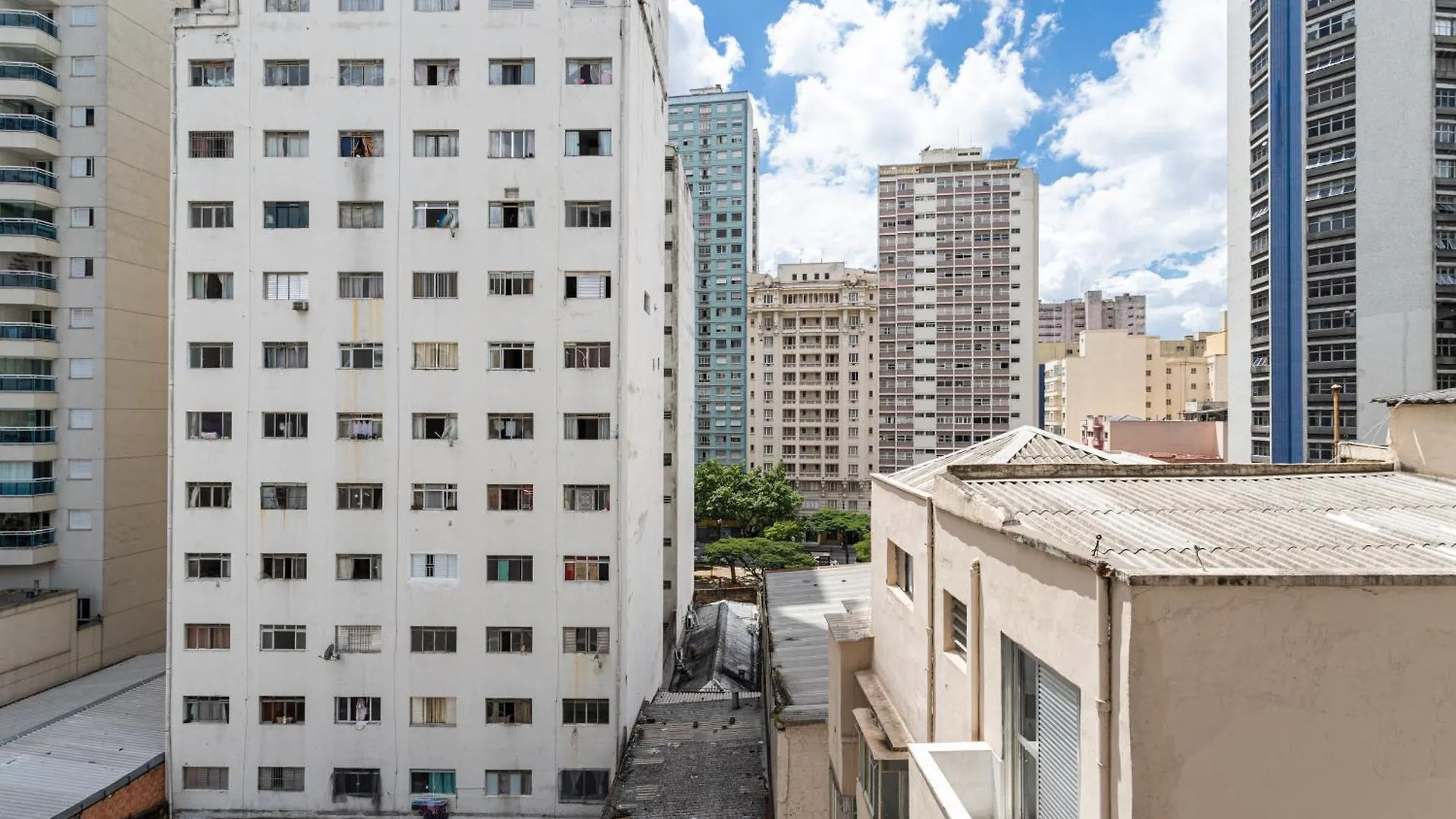 Aurora Paulistana A Passos Do Metro Republica Apartment Sao Paulo Brazil